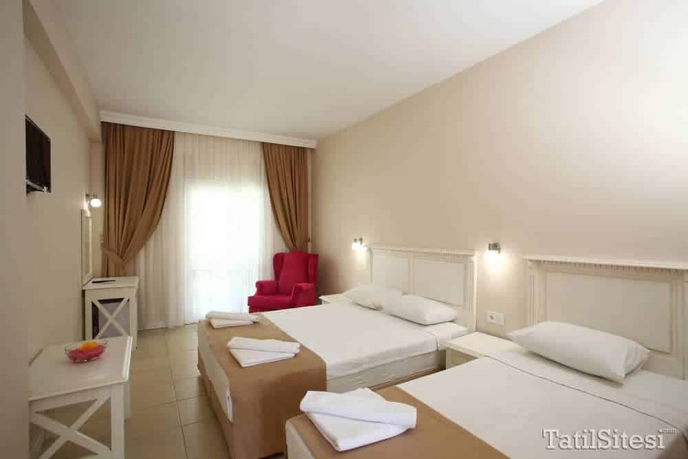 Summer Garden Hotel